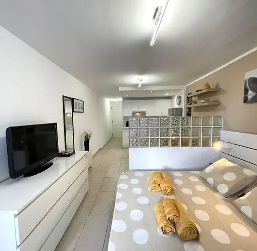 Licia Playa De Américas