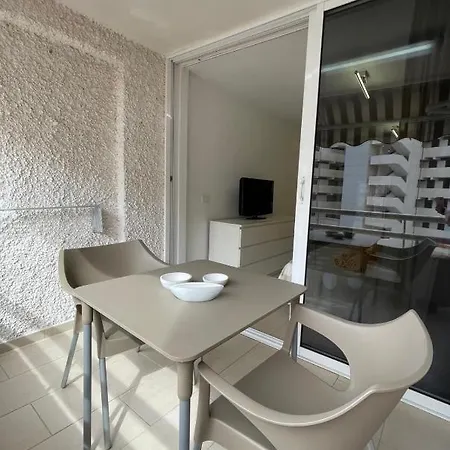 Licia Playa De Americas 아파트 Playa Feñabe